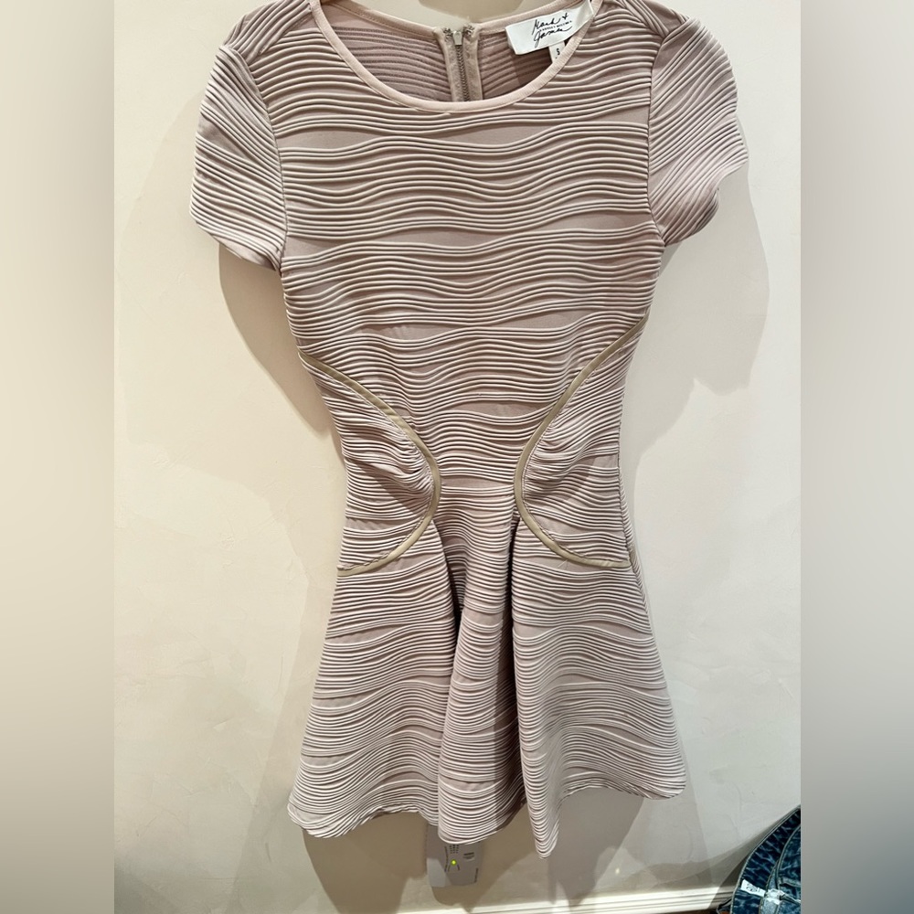 Mack + James Badgley Mischka dress beige size small